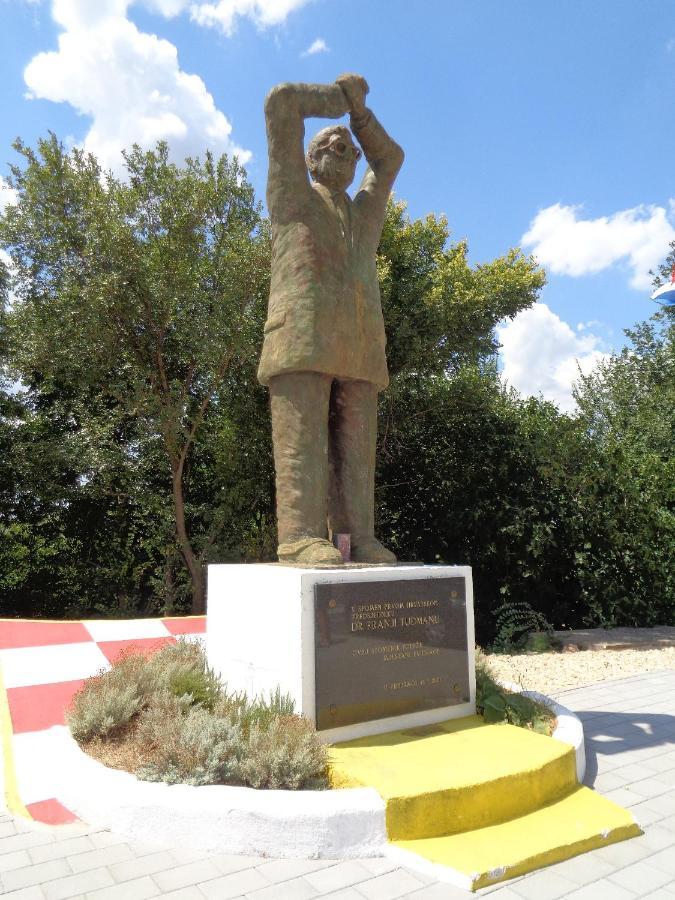 Ferienhaus Karlo Pridraga Εξωτερικό φωτογραφία